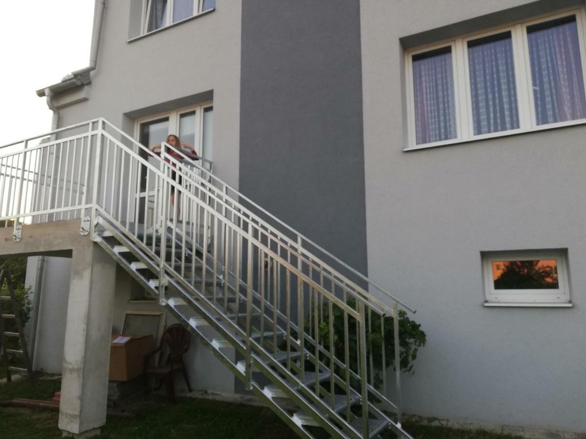 Apartmany Mk U Modre Kocky Nové Hrady المظهر الخارجي الصورة